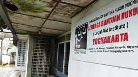 Kantor LBH Yogyakarta Diduga Dilempar Bom Molotov
