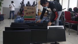 Polisi grebek lokasi diduga sebagai tempat operasional pinjol ilegal