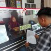 Warga Kangean gugat Bupati Sumenep ke Pengadilan terkait kerusakan jalan di Kepulauan Kangean pada Jumat (21/3/2025). (Foto: Jendelahukum)