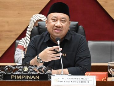 UU APBN Digugat ke MK, DPR MBG Tak Pakai Dana Pendidikan